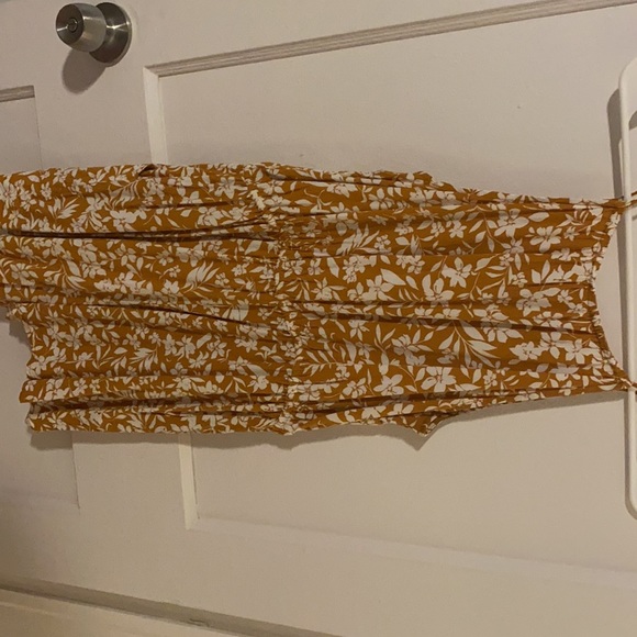 Floral romper for sale - Picture 3 of 3